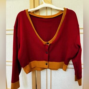 Stunningly crafted crop sweater by Elhoffer